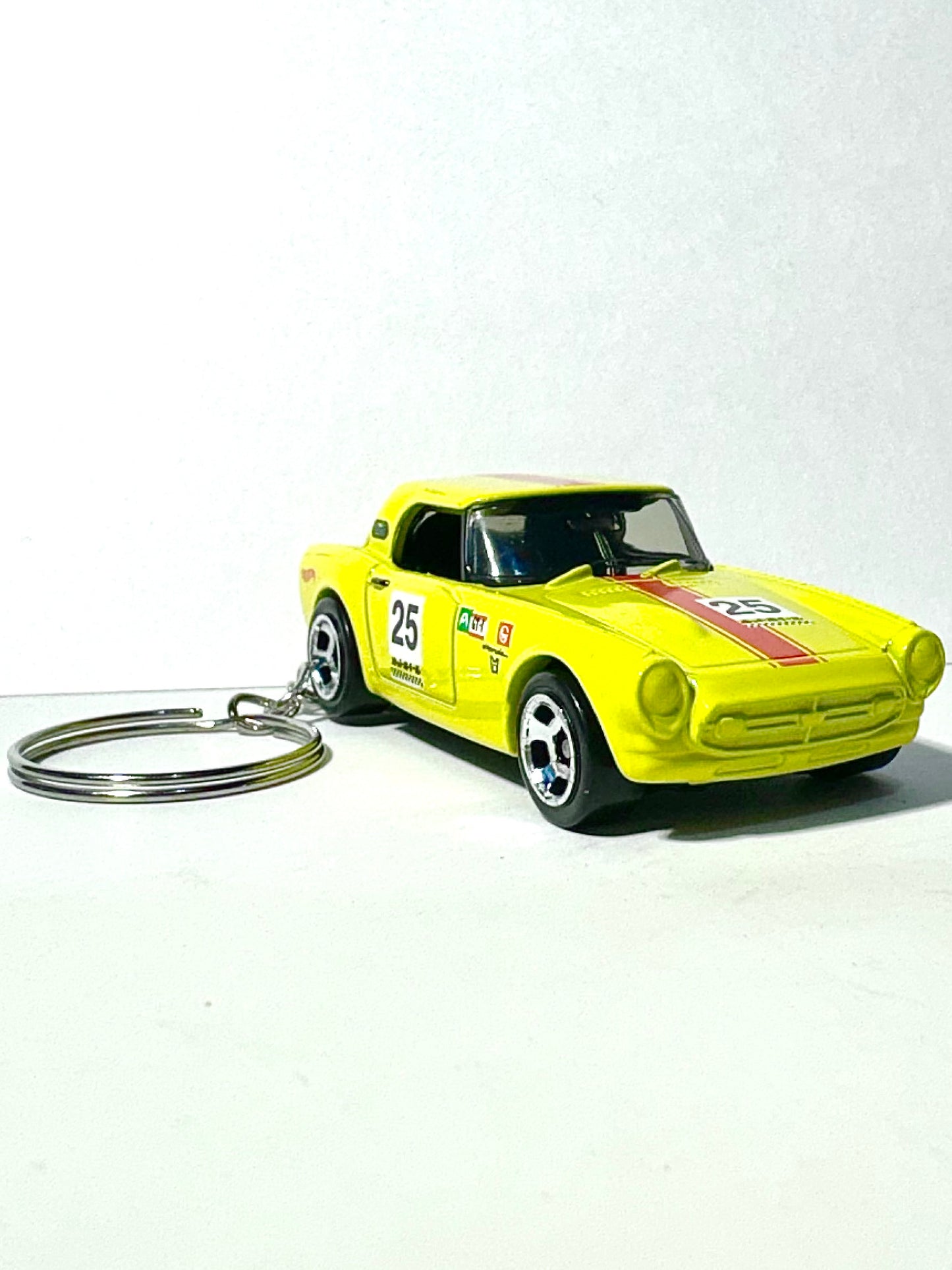 Honda S800 Racing Yellow